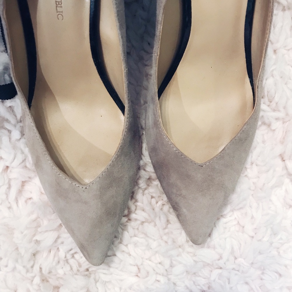 Banana Republic suede pumps - Picture 3 of 6